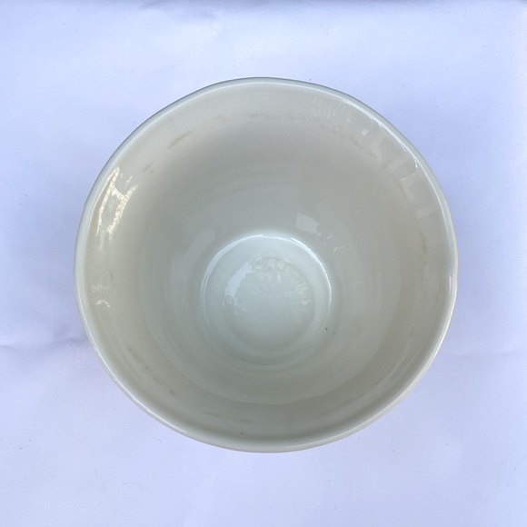 Vintage Art Deco Planter Jardiniere Pot Drapery Design Cream White Gorgeous 🥰 - Picture 4 of 7